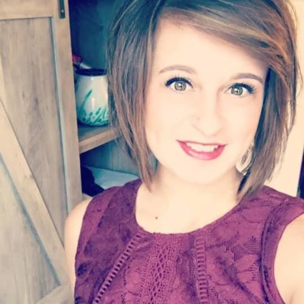 Meet your Posher, Cassie